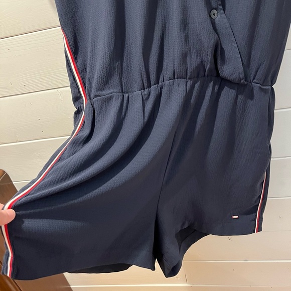 Tommy Hilfiger Navy Romper – Size 18 - Picture 7 of 10
